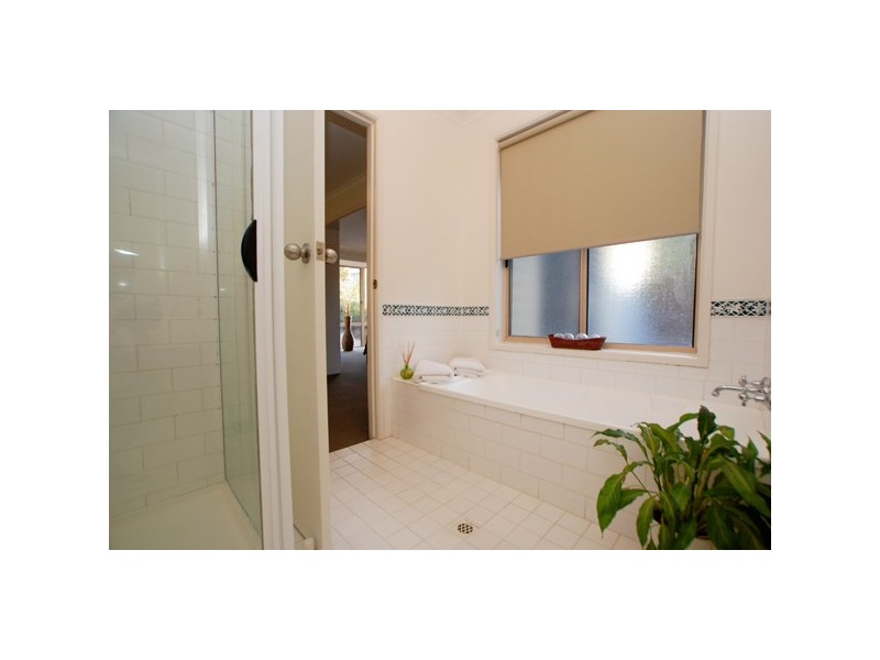 2 Oldenburg Court, Noarlunga Downs SA 5168