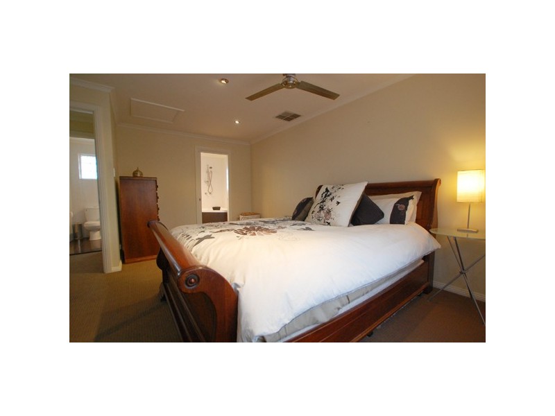 128 Murray Road, Port Noarlunga SA 5167