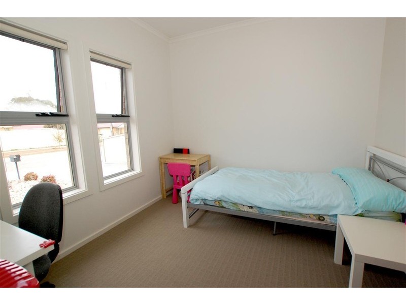 1B  Fern Grove, Seacombe Gardens SA 5047