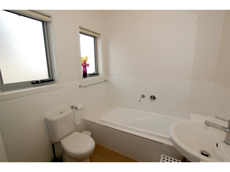 1B  Fern Grove, Seacombe Gardens SA 5047