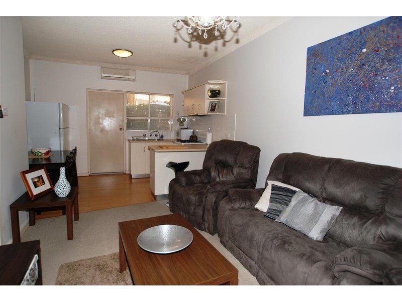 3/1B Hartland Ave, Black Forest SA 5035