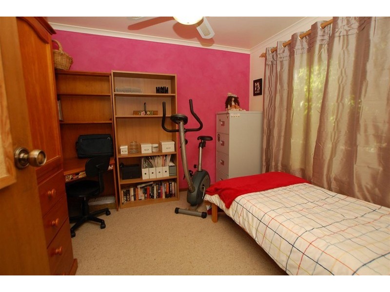 20 Minnipa Drive, Hallett Cove SA 5158