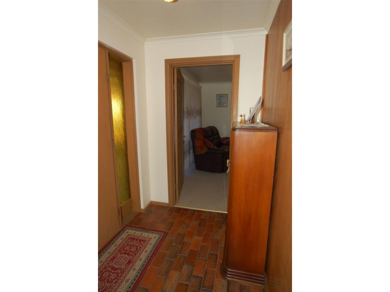 20 Minnipa Drive, Hallett Cove SA 5158