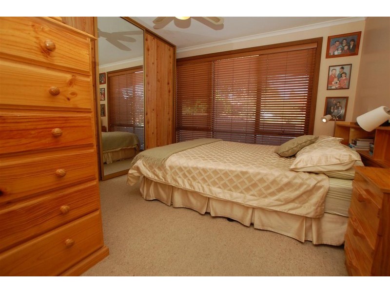 20 Minnipa Drive, Hallett Cove SA 5158