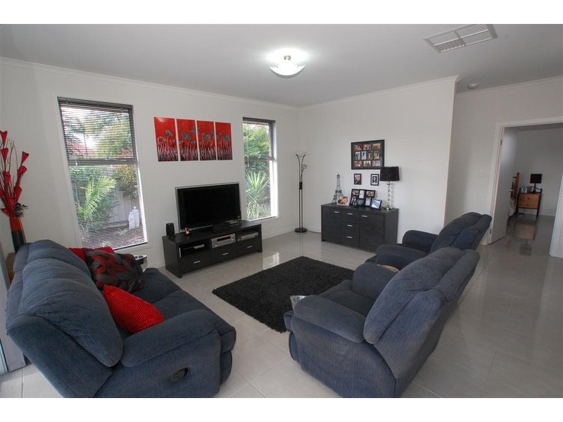 28 West Street, Ascot Park SA 5043