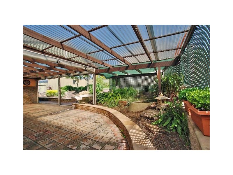 15 Maple Avenue, Aberfoyle Park SA 5159