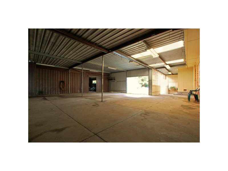 4 Greenbank Grove, Hackham West SA 5163