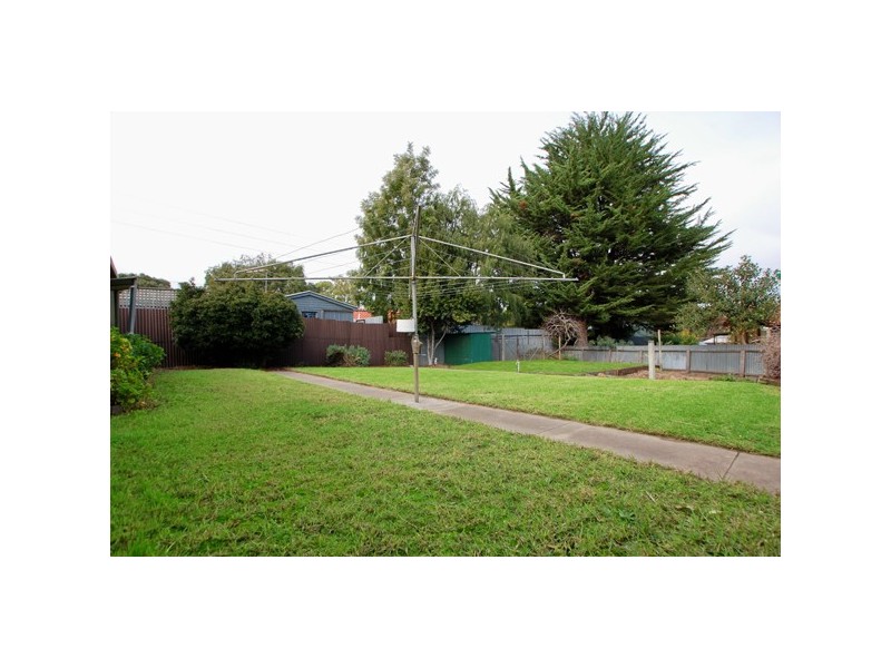 4 Greenbank Grove, Hackham West SA 5163