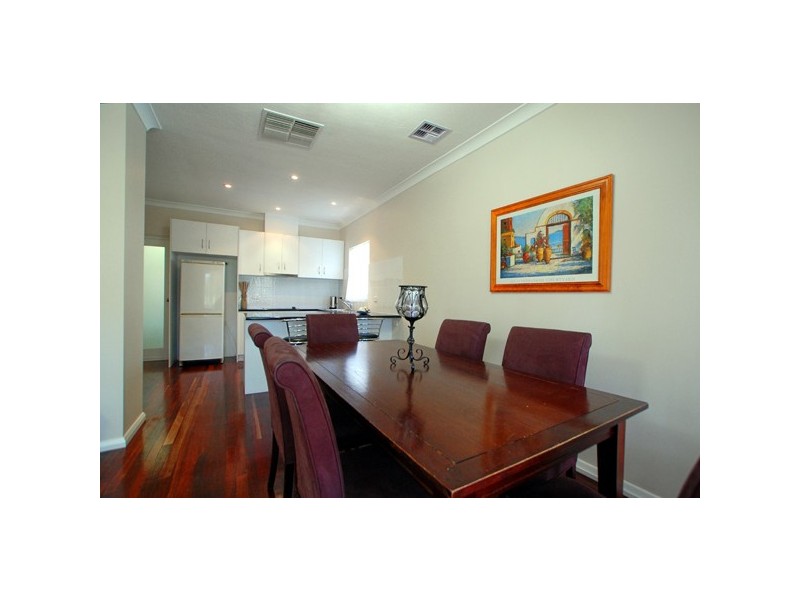 4 Greenbank Grove, Hackham West SA 5163