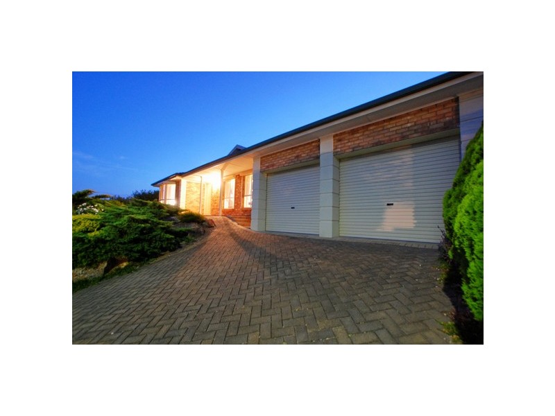 114 Perry Barr Road, Hallett Cove SA 5158