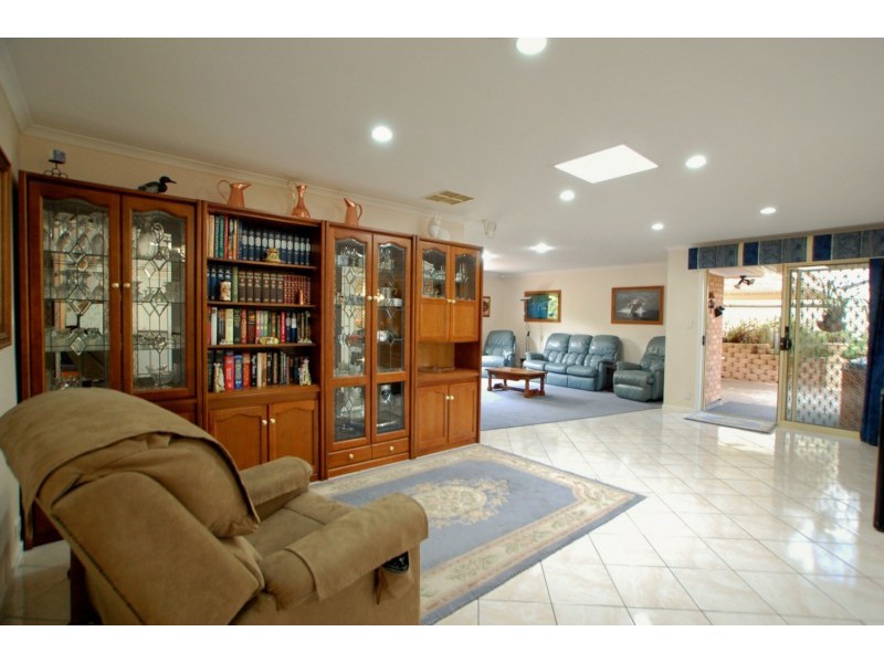114 Perry Barr Road, Hallett Cove SA 5158