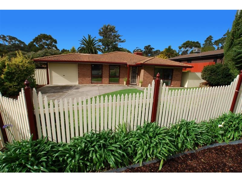 19 Woodswallow Drive, Happy Valley SA 5159