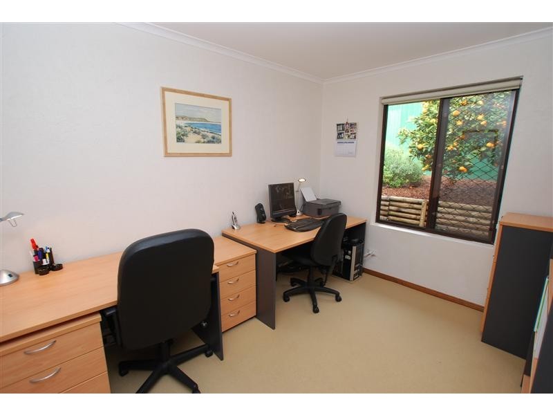 19 Woodswallow Drive, Happy Valley SA 5159