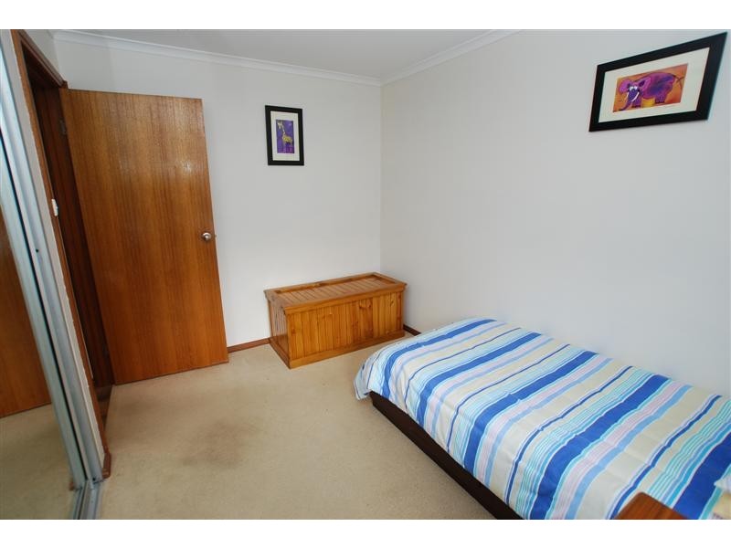 19 Woodswallow Drive, Happy Valley SA 5159