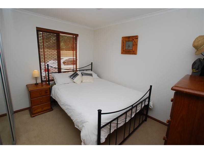 19 Woodswallow Drive, Happy Valley SA 5159