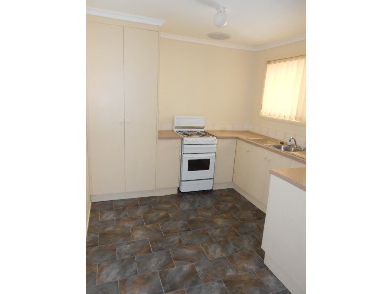 7 Ebony Court, Woodcroft SA 5162