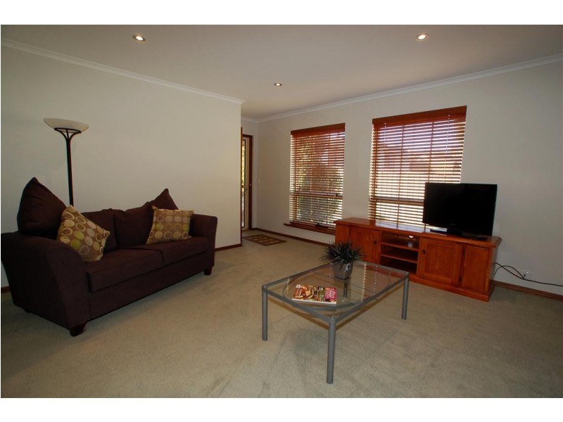 3/8 Gilbertson Rd, Seacliff Park SA 5049