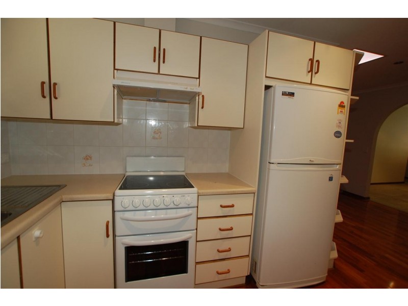 3/8 Gilbertson Rd, Seacliff Park SA 5049