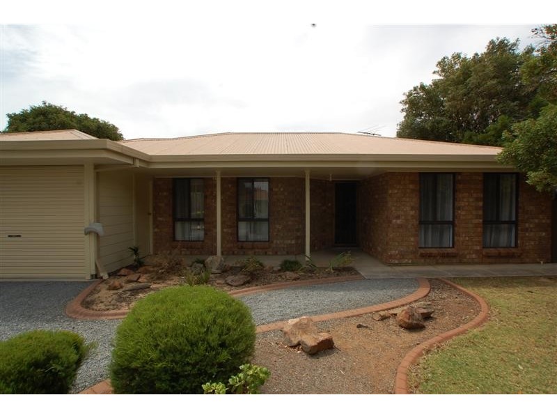 14 St Albans Road, Woodcroft SA 5162