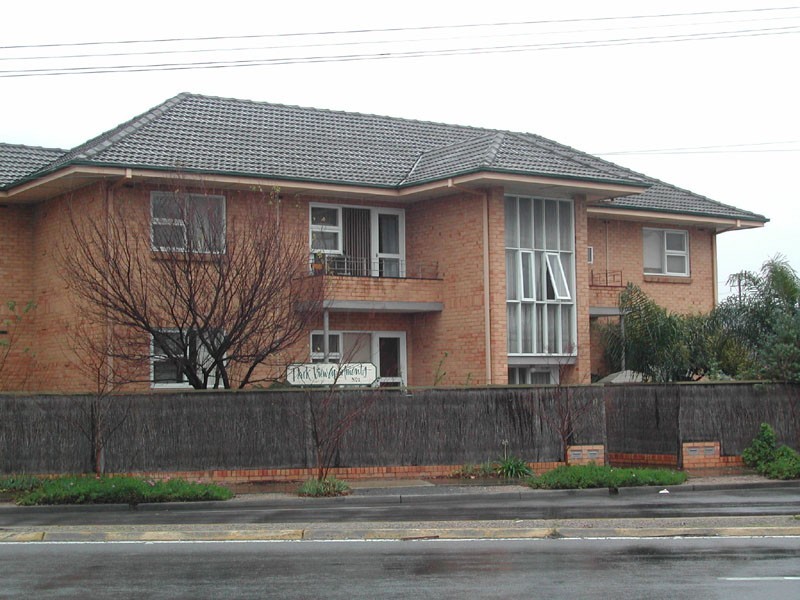 2/1 Stonehouse Avenue, Camden Park SA 5038