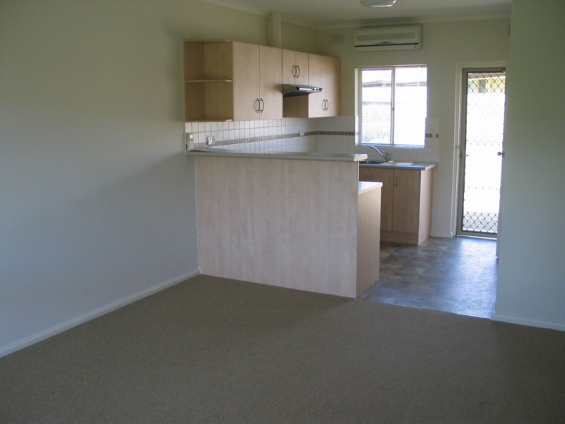 18/2 Bach Crescent, Seaton SA 5023