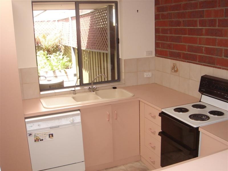 4/18 Sixth Avenue, Ascot Park SA 5043