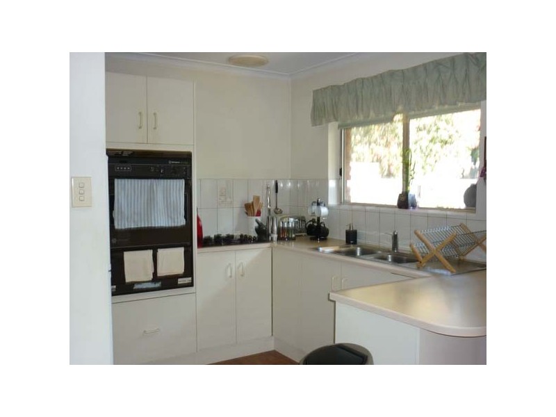 3/4 Simon Court, Aberfoyle Park SA 5159