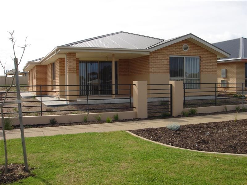 4 Kipsy Walk, Aldinga Beach SA 5173