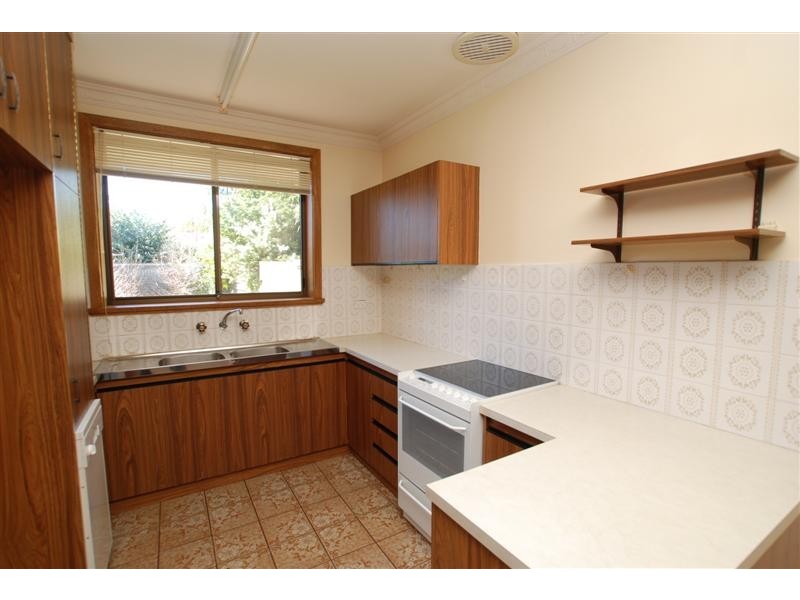 49 Warri Parri Drive, Flagstaff Hill SA 5159