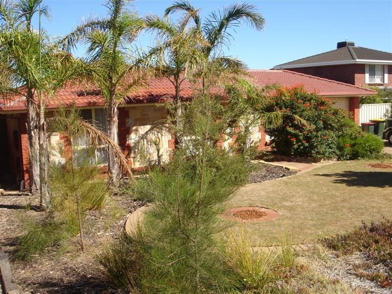 26 Maidencombe Avenue, Moana SA 5169