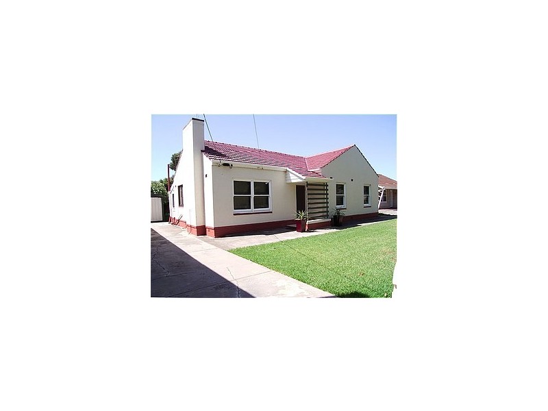 1 Neville Avenue, Clarence Gardens SA 5039
