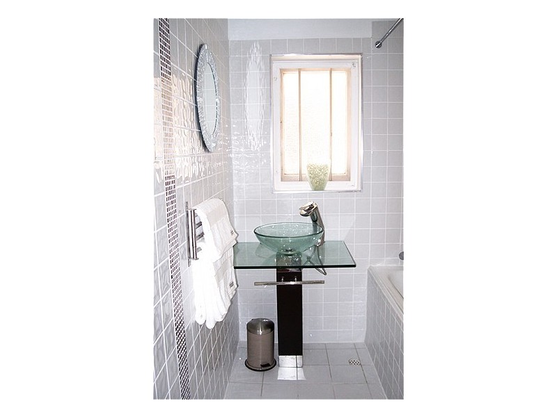 1 Neville Avenue, Clarence Gardens SA 5039