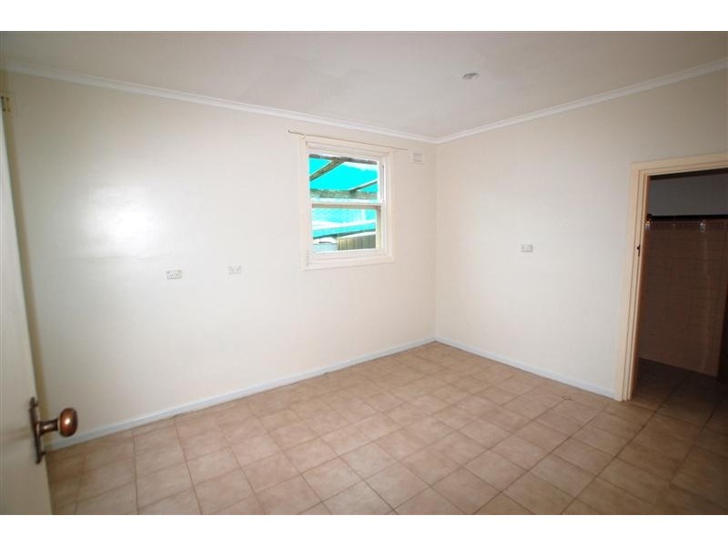 2 Pethick Terrace, Marion SA 5043