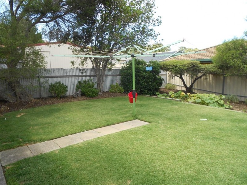 22 Paragon Avenue, Aberfoyle Park SA 5159