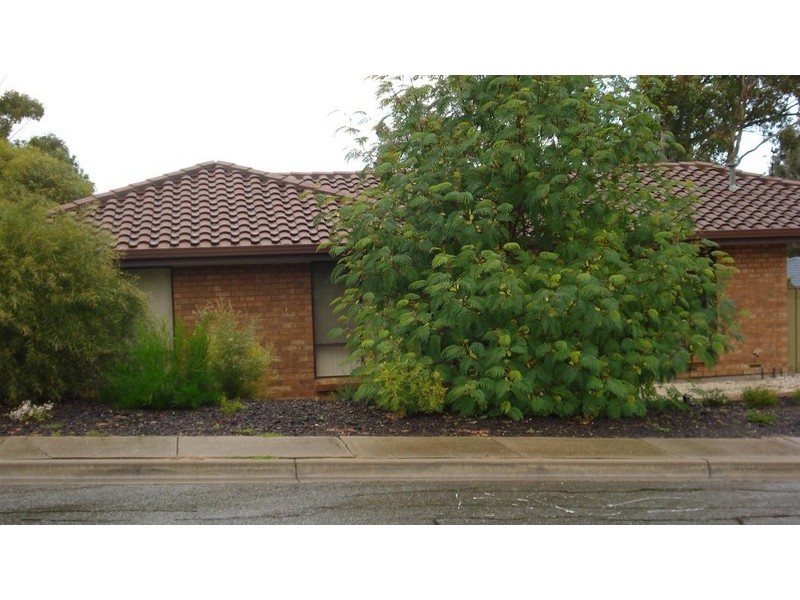 3 Queens Way, Woodcroft SA 5162