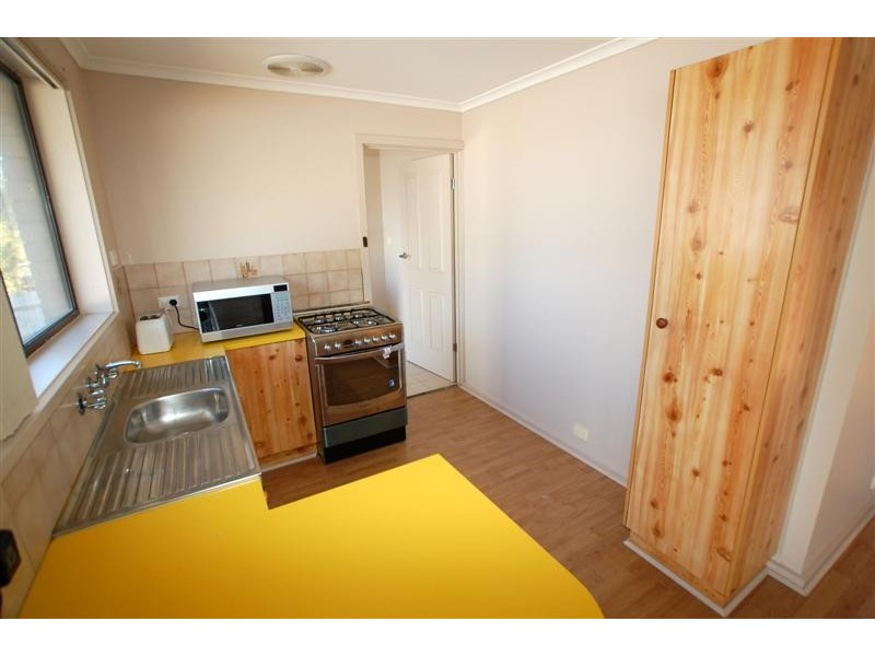 3 Queens Way, Woodcroft SA 5162