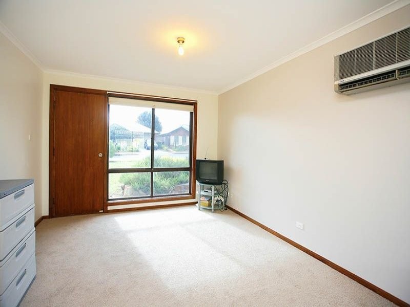 12/2A Karu Crescent, Mitchell Park SA 5043