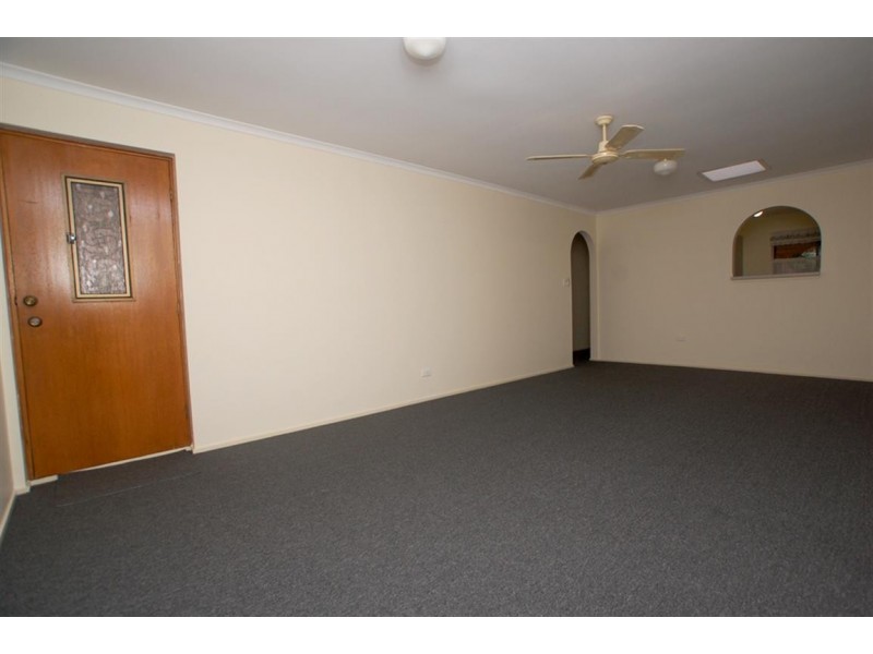 4/2 Woodcock Place, Morphett Vale SA 5162