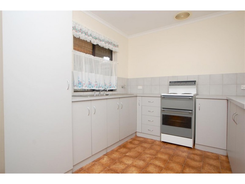 4/2 Woodcock Place, Morphett Vale SA 5162