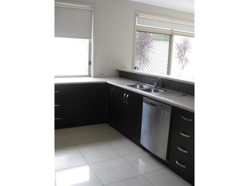 11 Brookside Crescent, Seaford Rise SA 5169