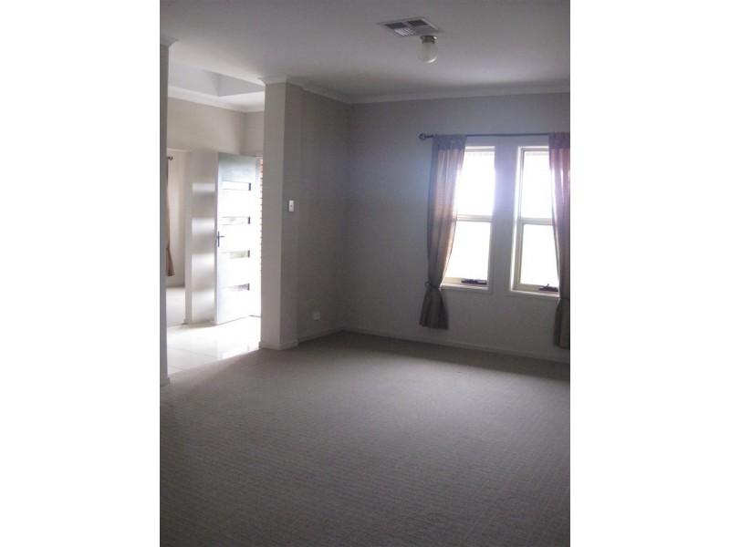 11 Brookside Crescent, Seaford Rise SA 5169
