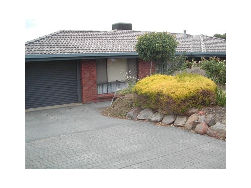 28 Maple Avenue, Aberfoyle Park SA 5159