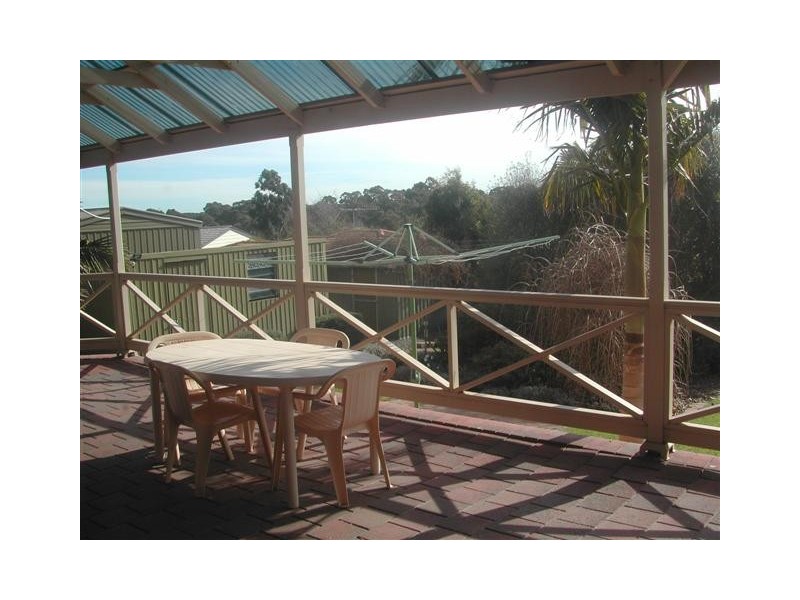 28 Maple Avenue, Aberfoyle Park SA 5159