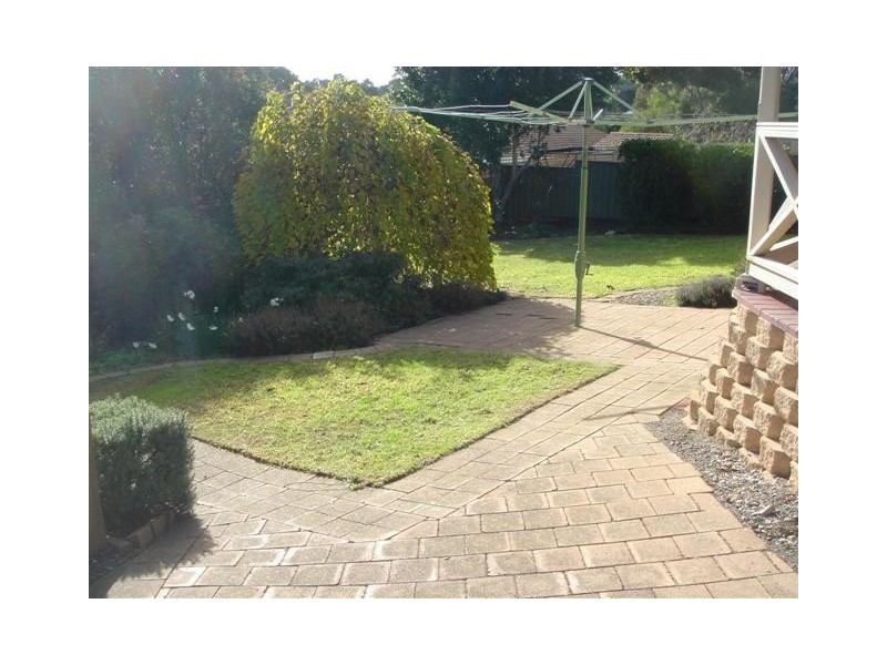 28 Maple Avenue, Aberfoyle Park SA 5159