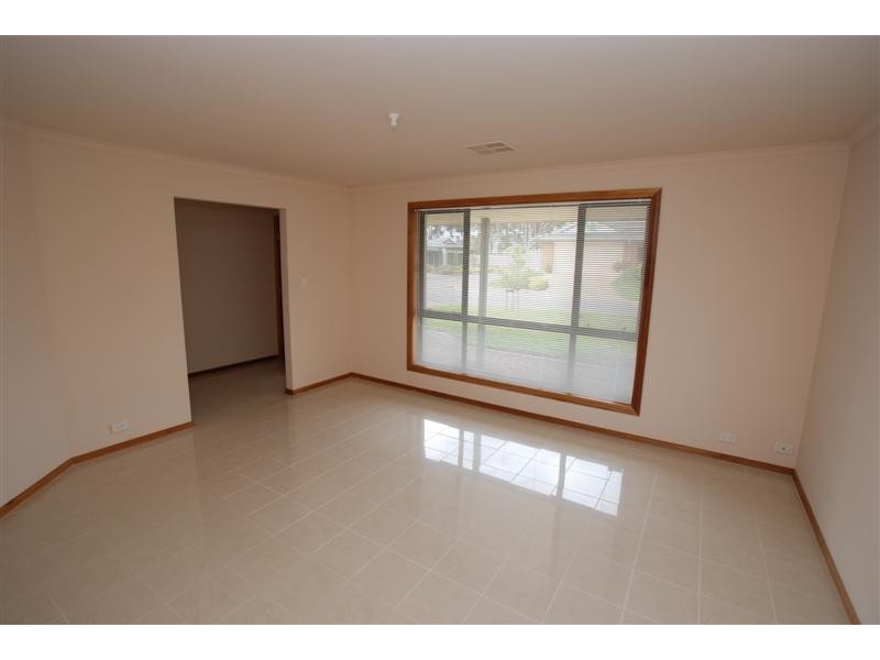 9 Belmont Close, Clovelly Park SA 5042