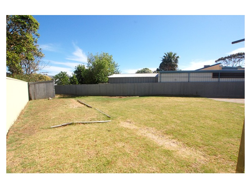18 Protector Street, O’sullivan Beach SA 5166