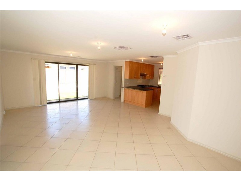 28 Sixth Avenue, Ascot Park SA 5043