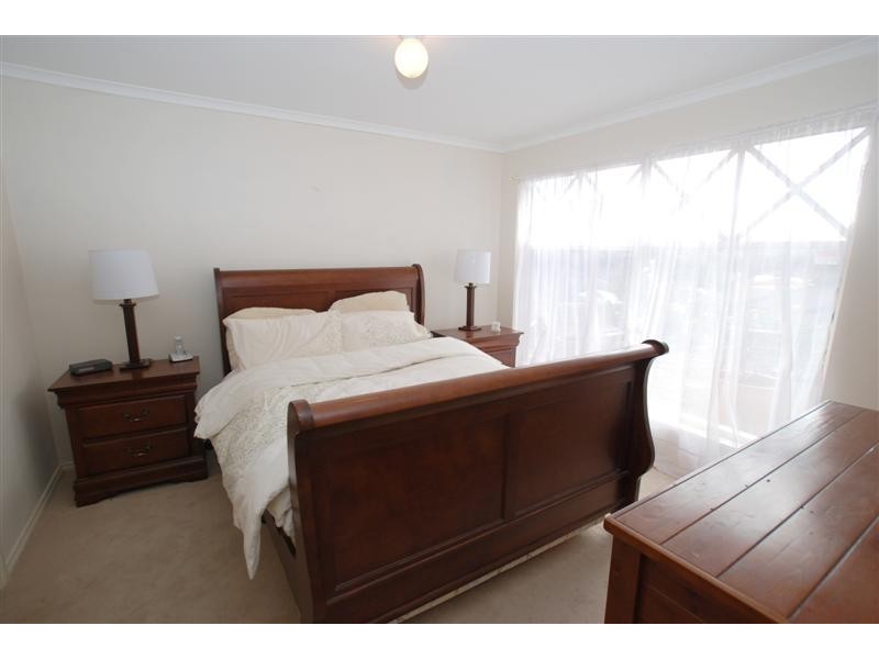 17 Songlark Grove, Flagstaff Hill SA 5159