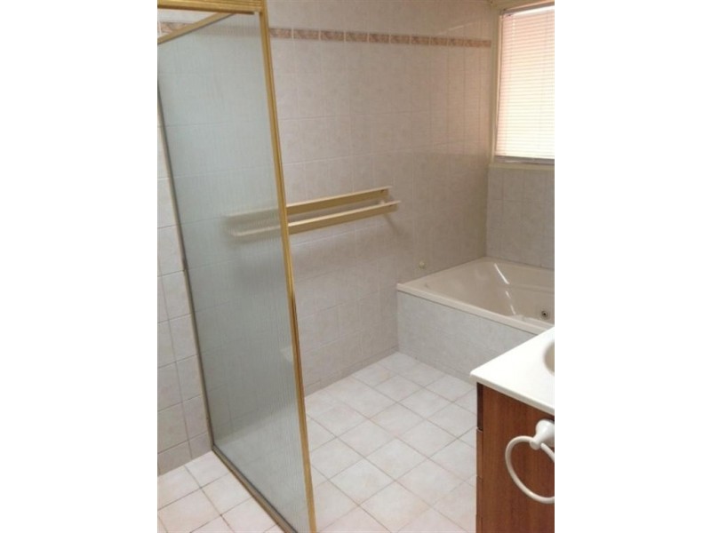 19 Booth Avenue, Happy Valley SA 5159