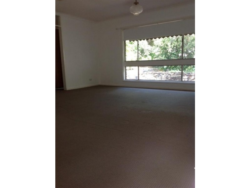 19 Booth Avenue, Happy Valley SA 5159